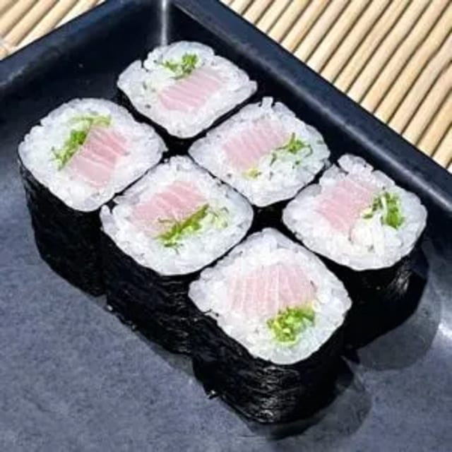Negi Hama.