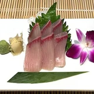Hamachi Sashimi