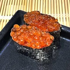 Ikura Nigiri.